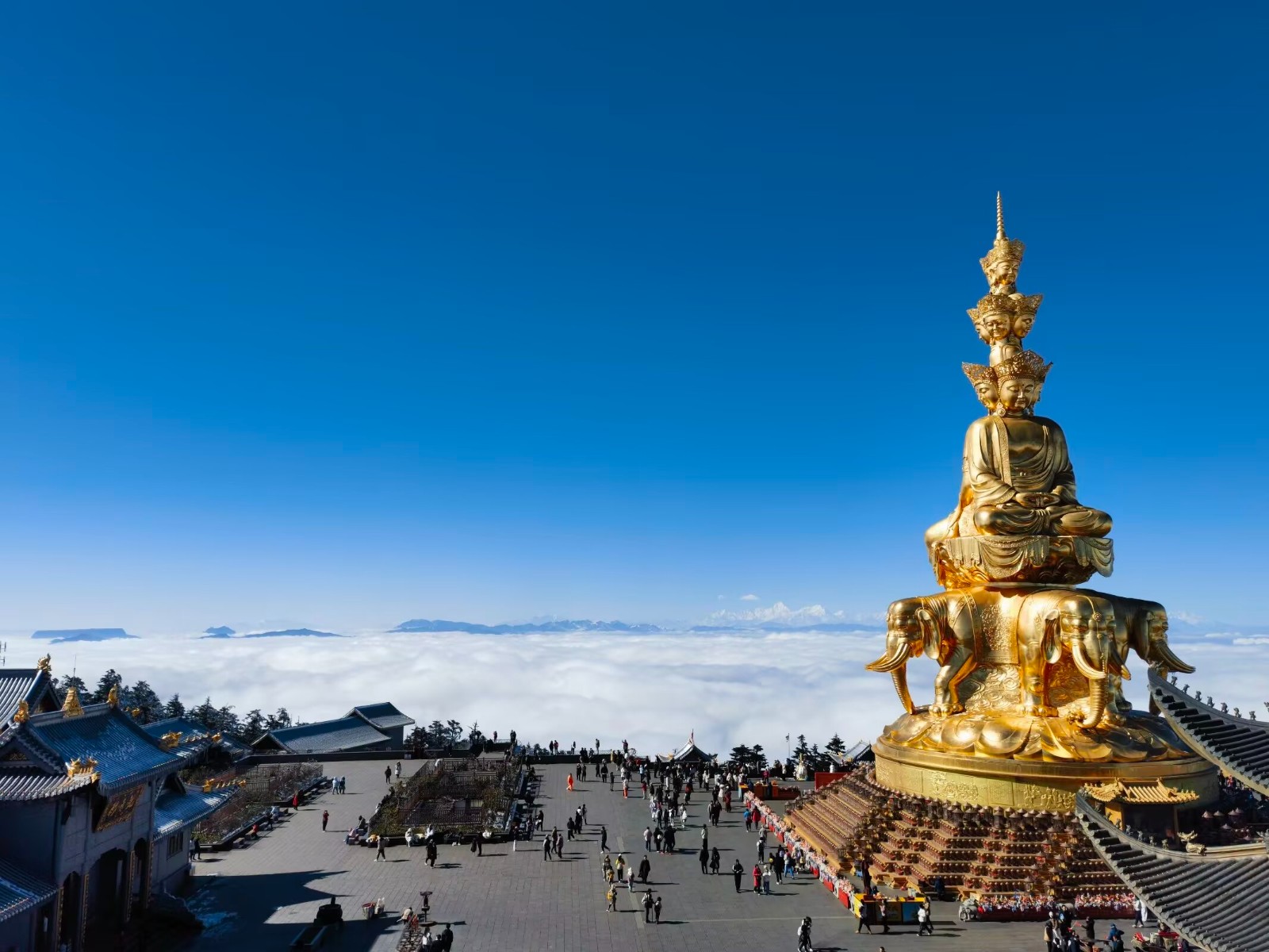 Golden Summit at Mount Emei 
