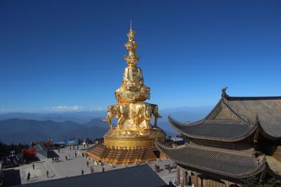 Golden Summit in Mount Emei