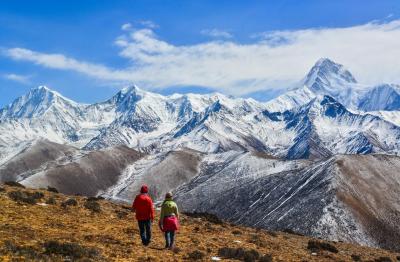 Mount Gongga hiking