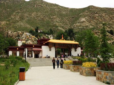 Sera Monastery
