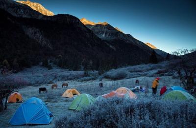 Yala Snow Mountain Camping