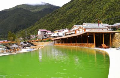 Zhonggu Village